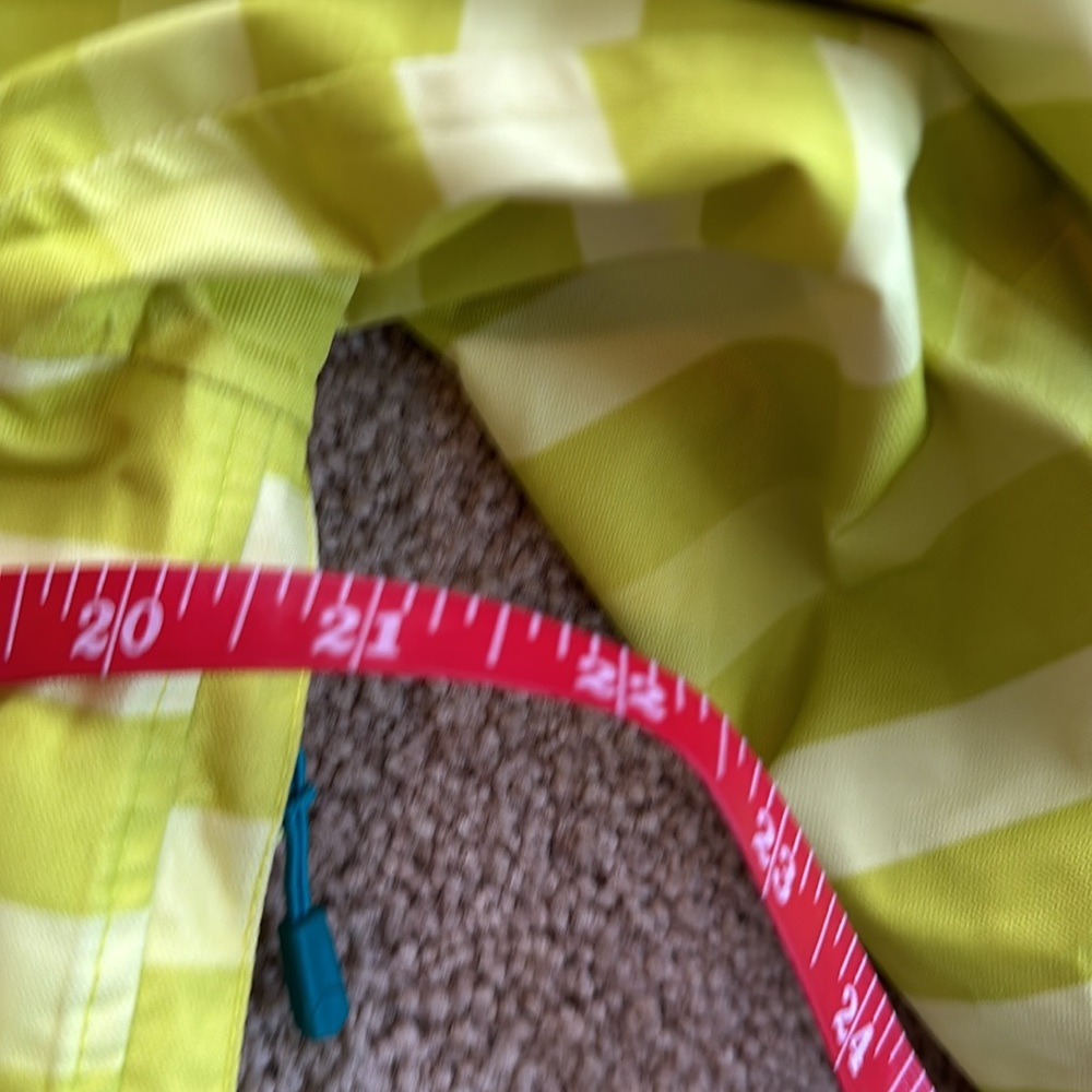 Mountain Hardwear Women's Lime Green Striped Ski Jacket - Picture 5 of 13